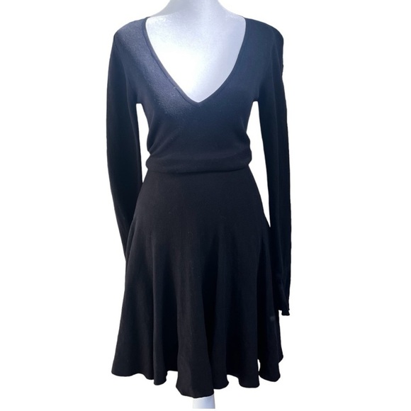 BCBGeneration Silk Little Black Cocktail  Sweater Dress, Long Sleeve. Si… - Picture 2 of 9